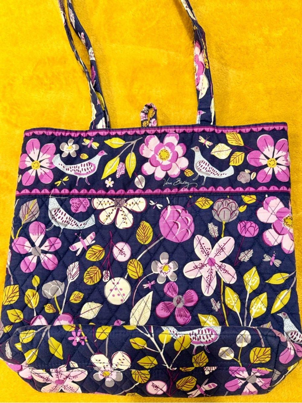 VERA BRADLEY 🐦 Nightingale 🐦 Floral pattern tote. - Picture 3 of 7